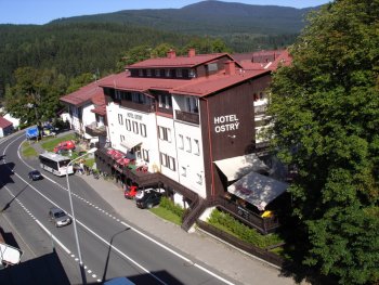 Hotel Ostr